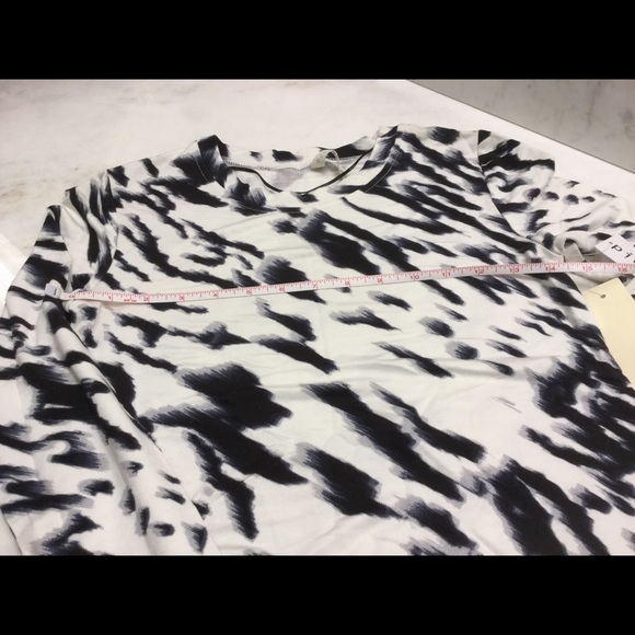 Kensie Animal Print Long Sleeve Dress - Picture 6 of 8